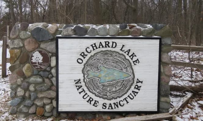 Orchard Lake Nature Sanctuary park in West Bloomfield, MI