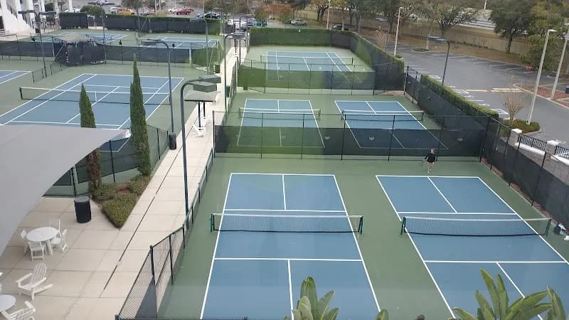 View of Orlando Ice Den in Maitland, FL