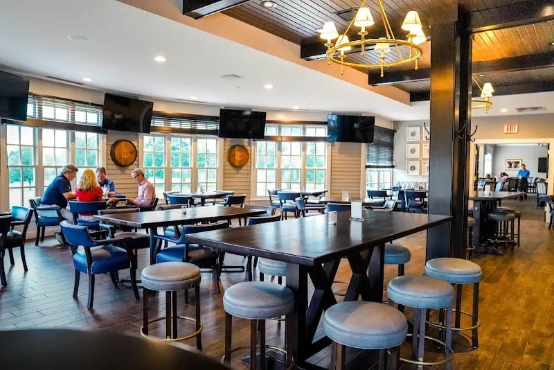 View of Owl Creek Country Club in Anchorage, KY