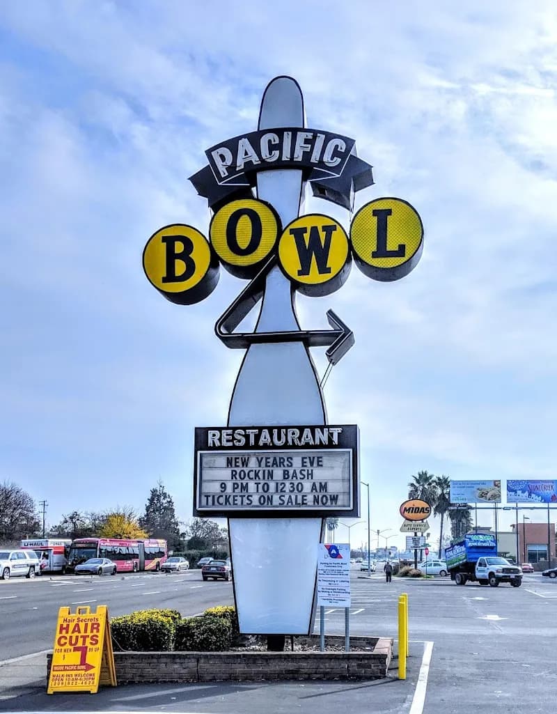 View of Pacific Avenue Bowl in Stockton, CA
