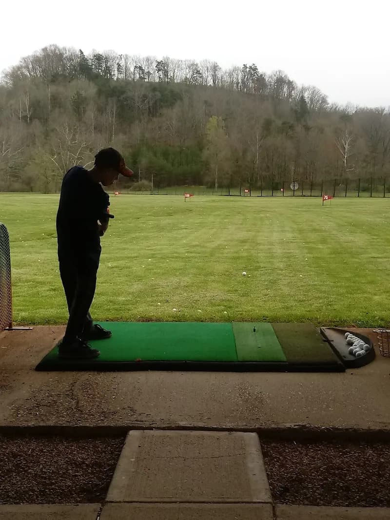 Par Four Family Entertainment sports complex in Charleston, WV