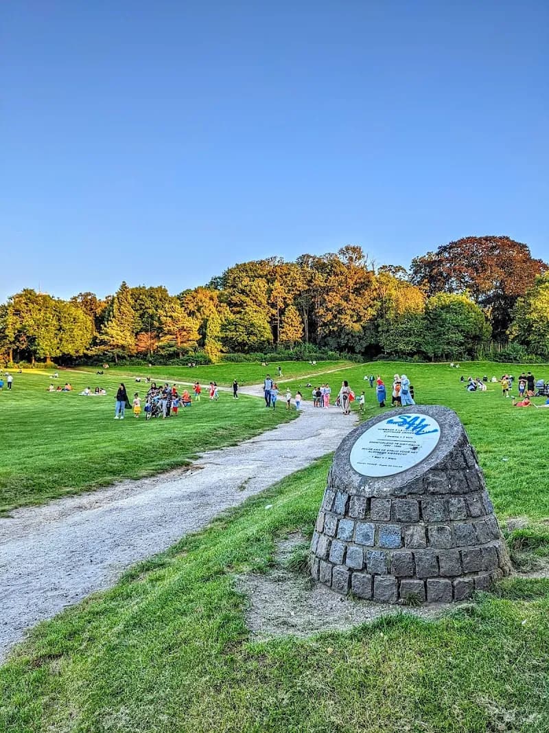 Parc de Forest park in Forest, BRU