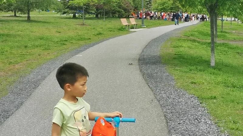 View of Parc de la Cité in Longueuil, QC