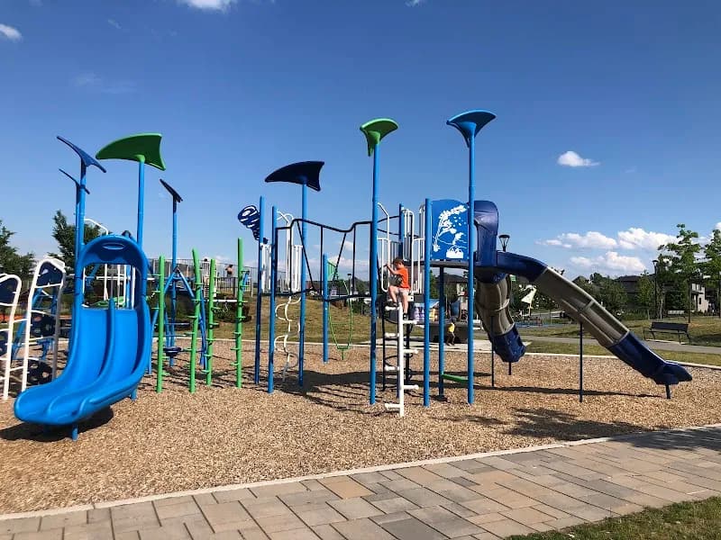 Parc des Éperviers park in Île-Perrot, QC