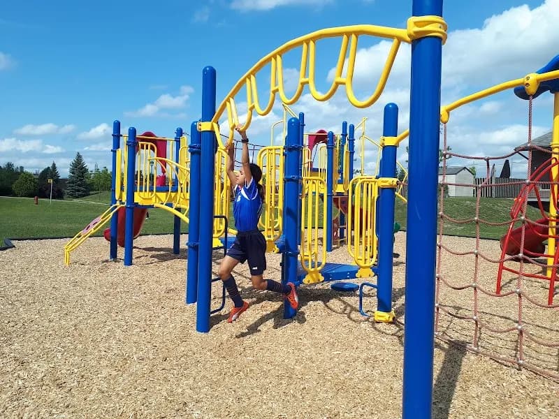 Parc du Ruisseau park in Dollard-des-Ormeaux, QC