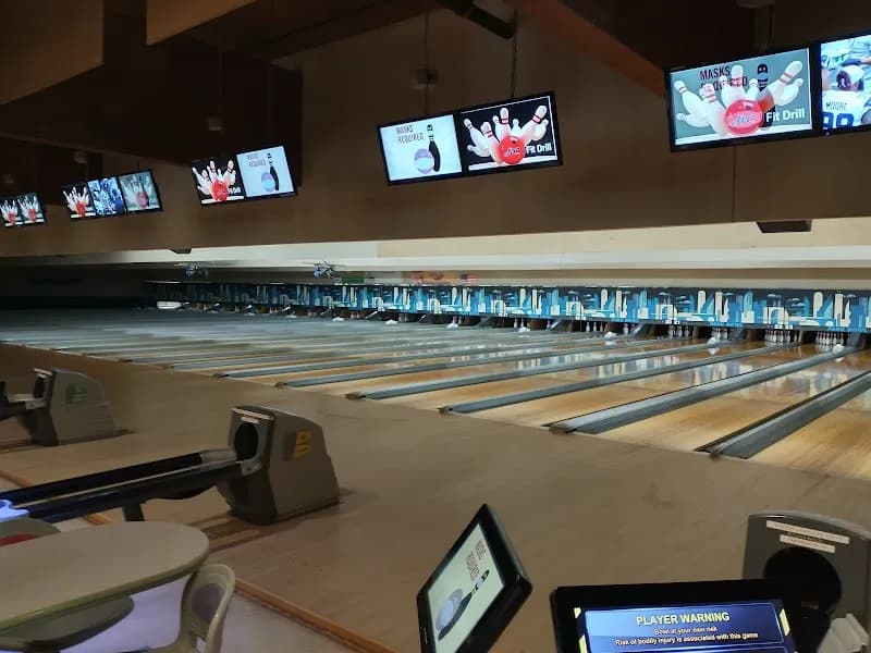 Park Bowl / Splitz Grille bowling alley in Bellingham, WA