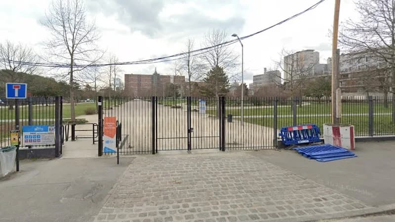 View of Park Cormailles in Val-de-Marne (Ivry-sur-Seine area), IDF