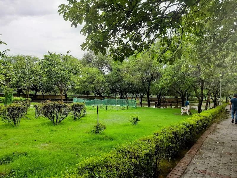 View of Park Dwarka Sector 7 in Dwarka, DL