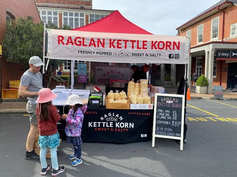 Parnell Farmers' Market farmers market in Newmarket, AKL