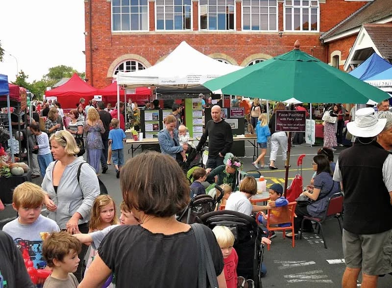 View of Parnell Farmers' Market in Newmarket, AKL