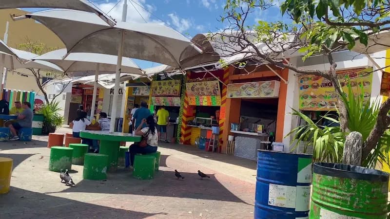 View of Parque de las Palapas in Cancun, QR