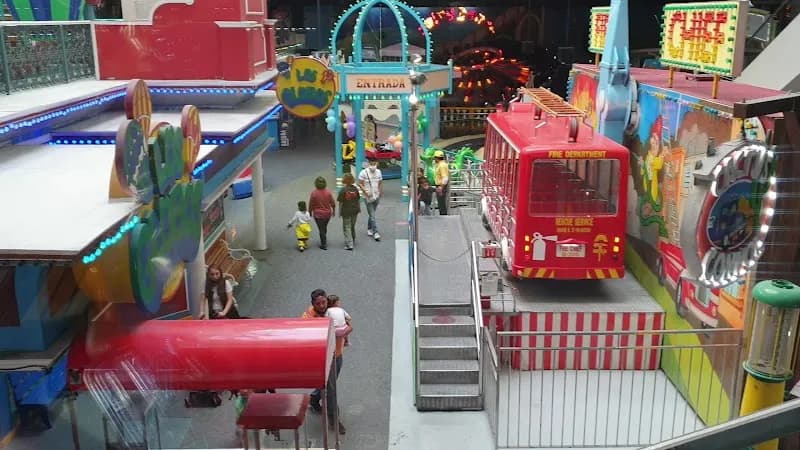 View of Parque Infantil Los Reyes in Cuautitlán, Edomex