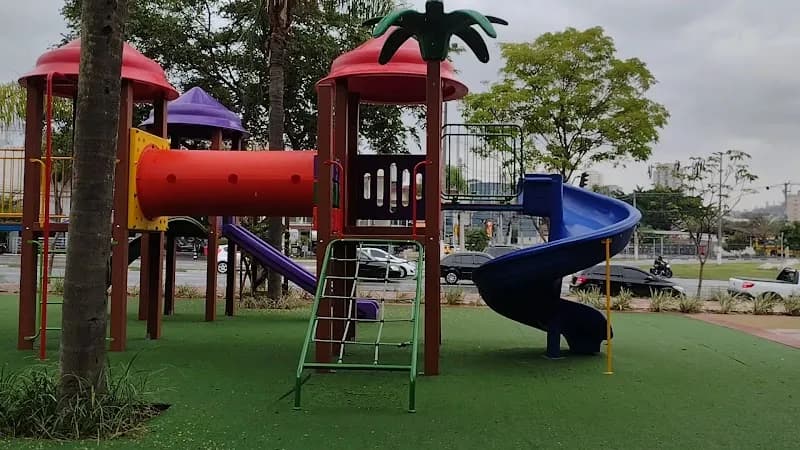 View of Parque Linear Alphaville in Alphaville, SP