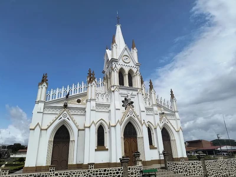 Parroquia San Isidro Labrador church in San Isidro de Heredia, HD
