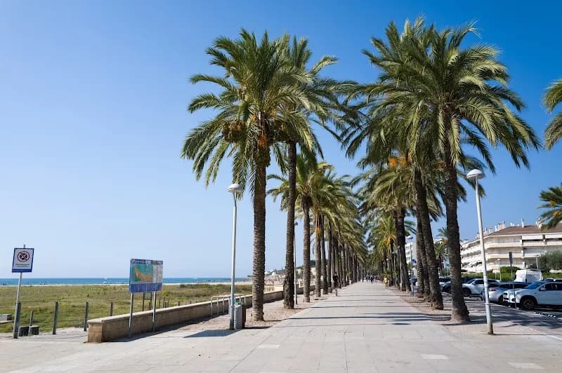 Passeig Marítim Vilanova i La Geltrú park in Vilanova i la Geltrú, CT