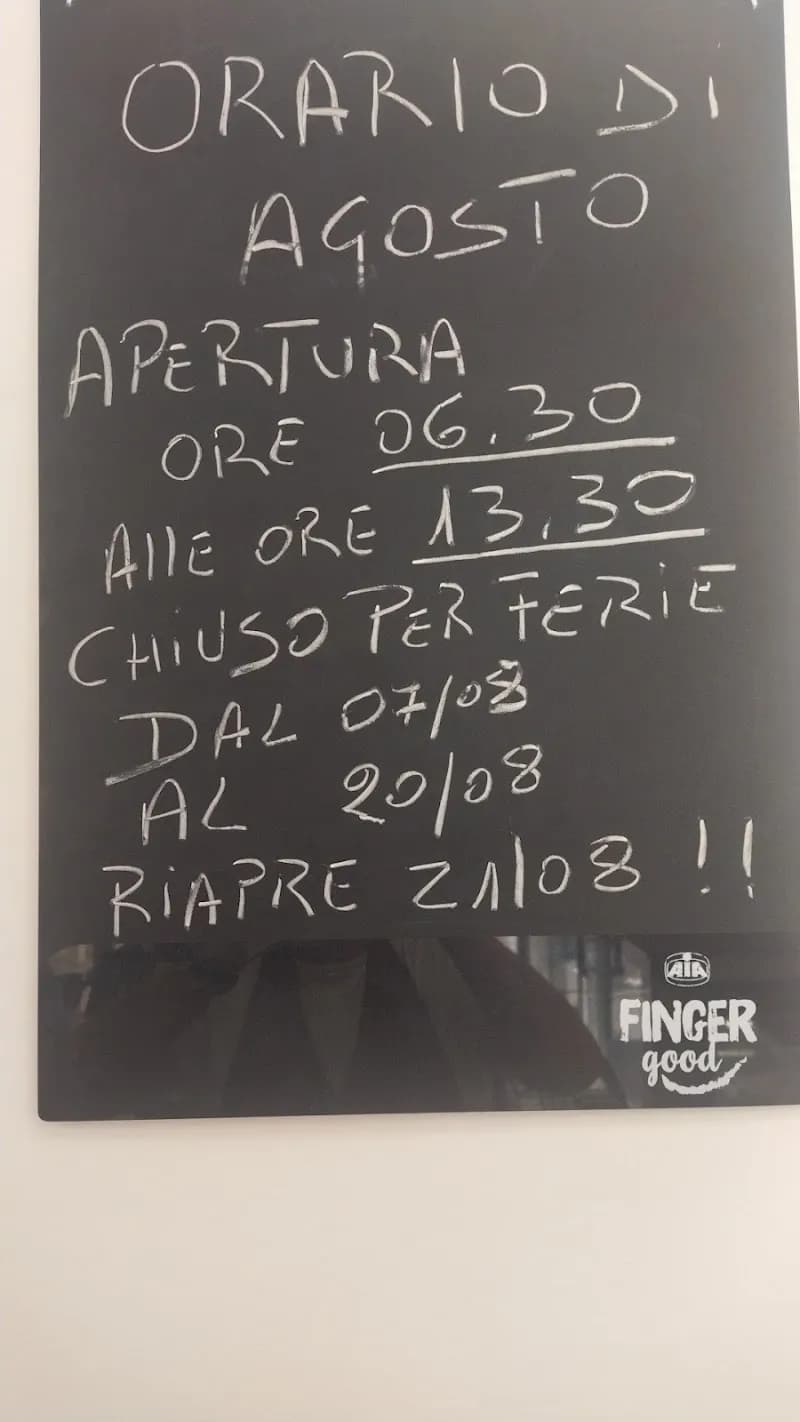 View of Pasticceria Dolce Pero in Pero, Lombardy