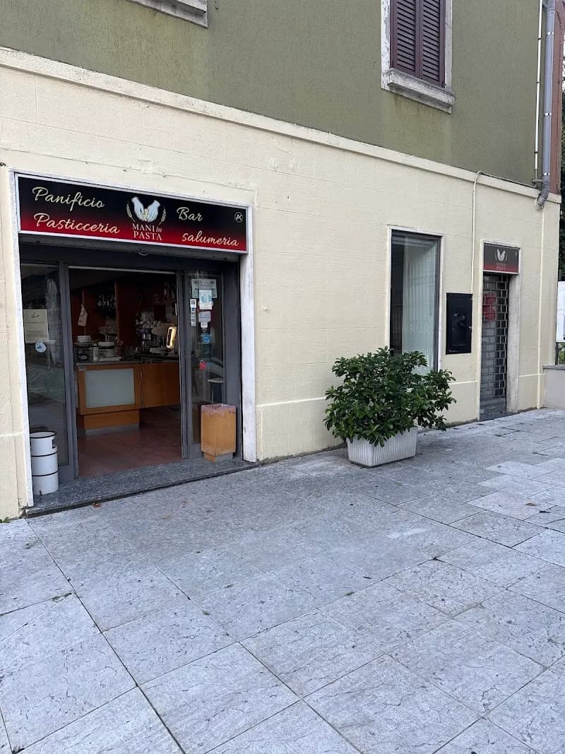 Pasticceria Dolce Vita Desserts in Nova Milanese, Lombardy