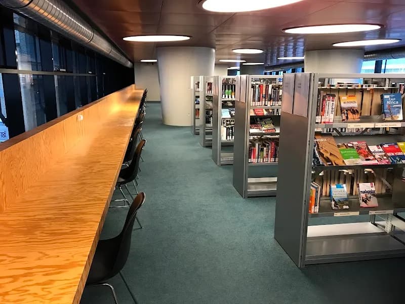 View of PBZ Pestalozzi-Bibliothek Sihlcity in Wiedikon, ZH