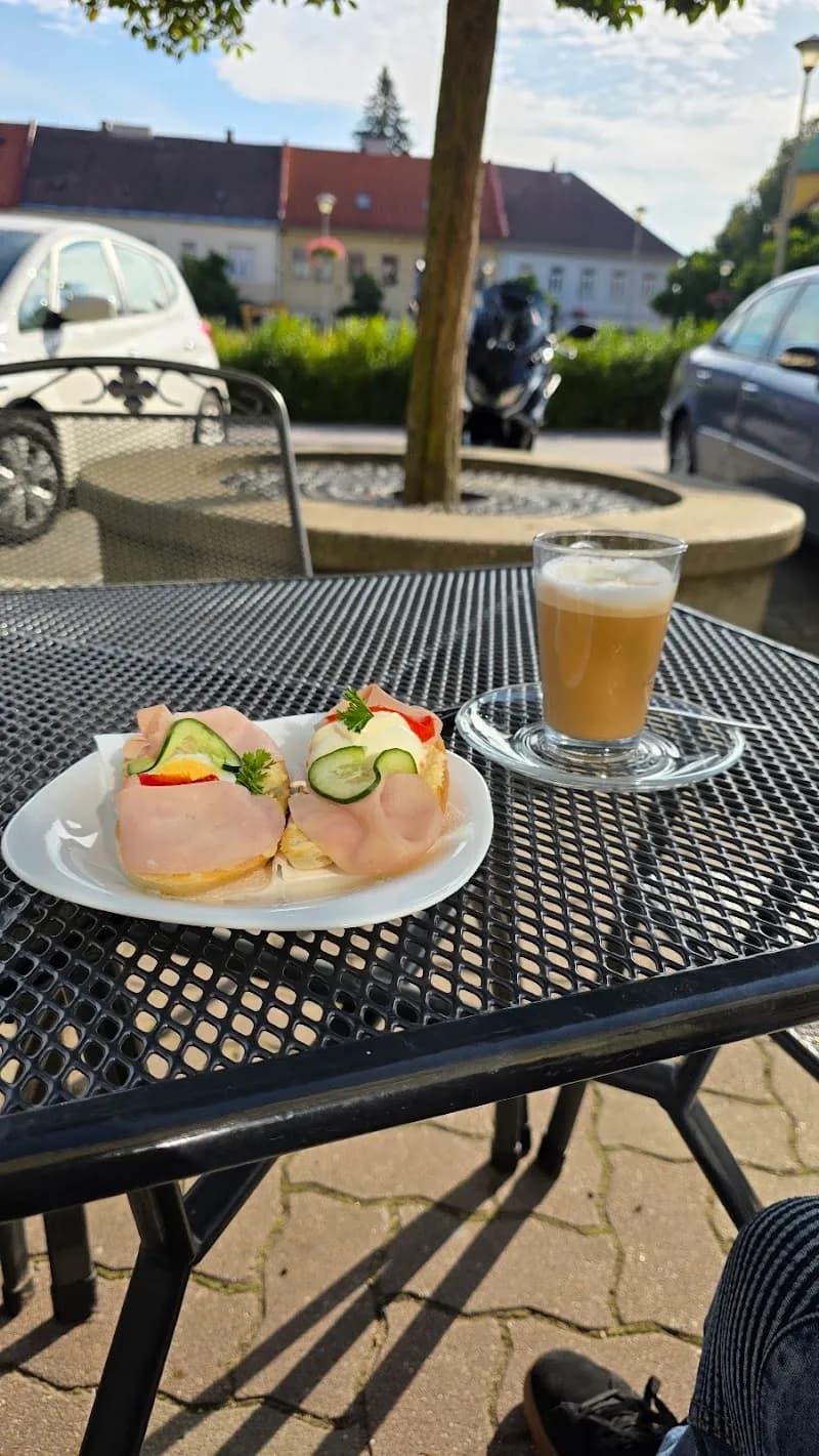 View of Pekárna Zámecká Bakery in Doksy, CZ
