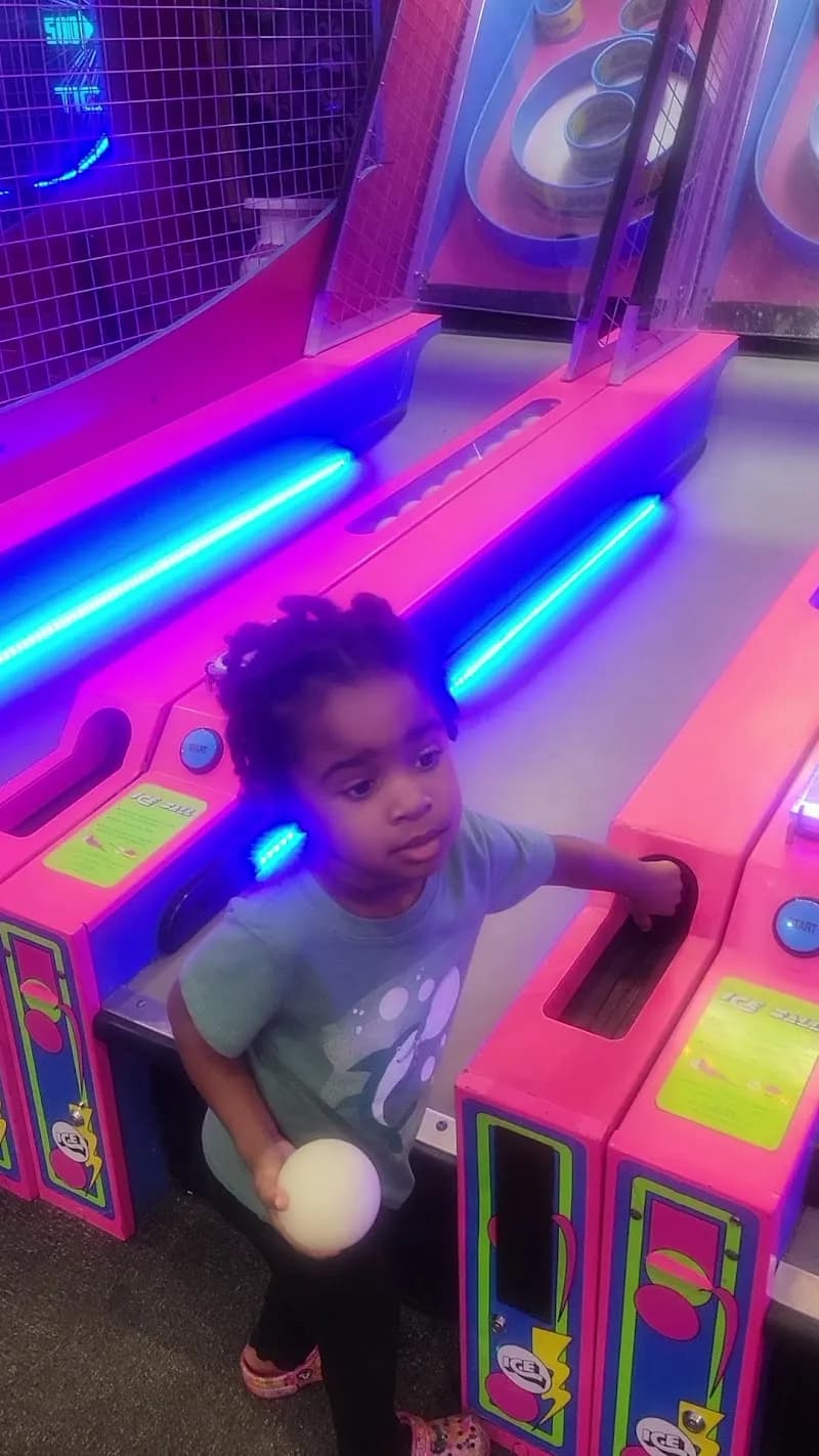 View of Peter Piper Pizza in Watauga, TX