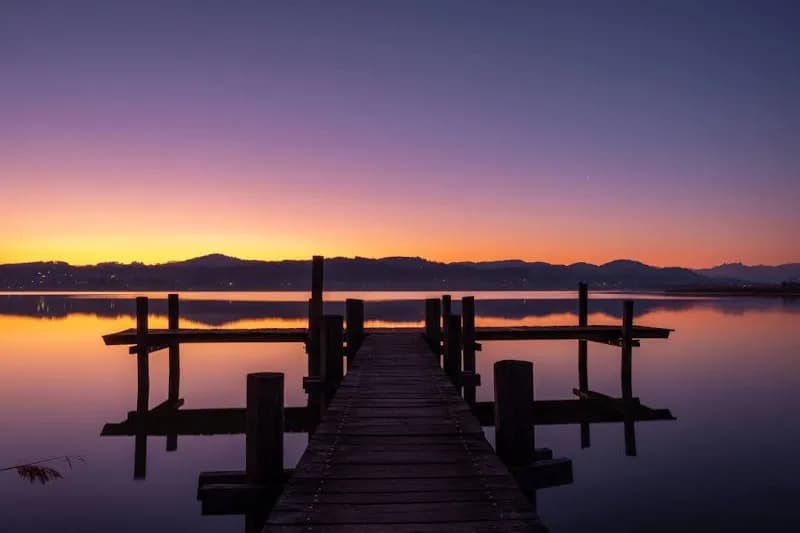 View of Pfäffikersee in Wädenswil, ZH