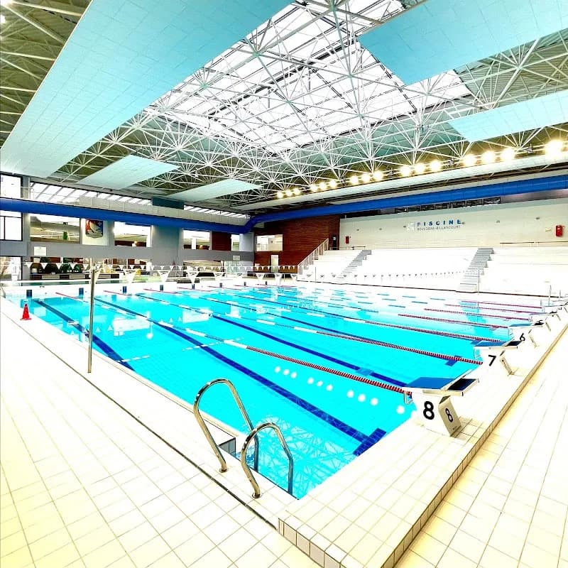 View of Piscine Municipale Docteur Schweitzer in Boulogne-Billancourt, IDF