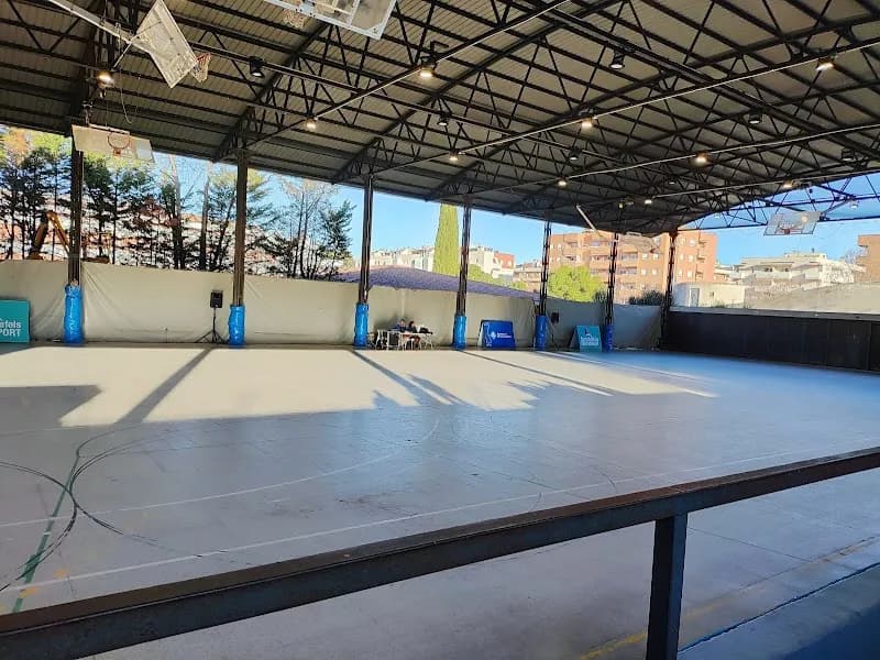 View of Pista Poliesportiva Can Roca in Castelldefels, CT