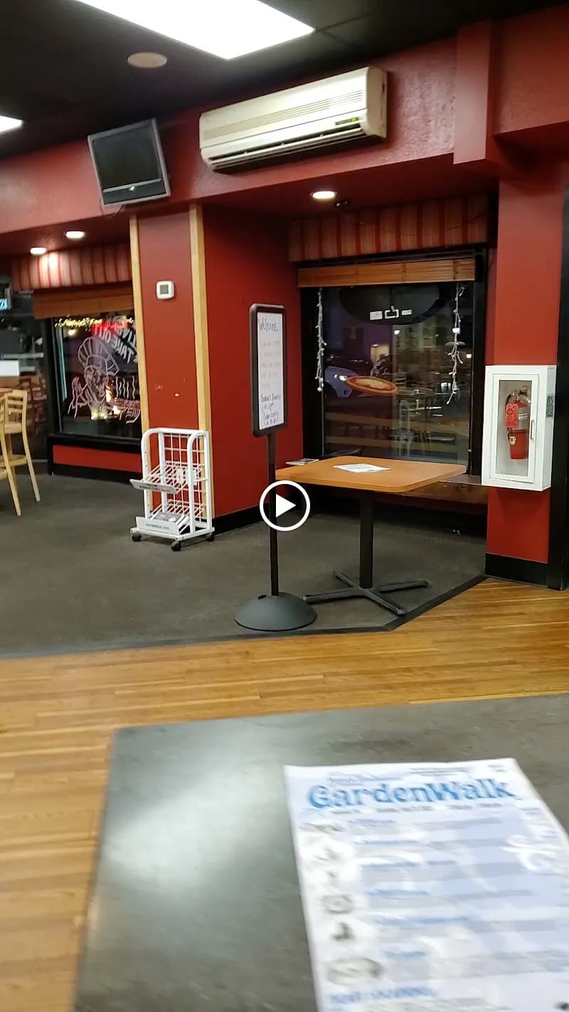 View of Pizza Sam's in Cadillac, MI