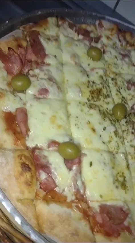 View of Pizzaria La Família in Osasco, SP