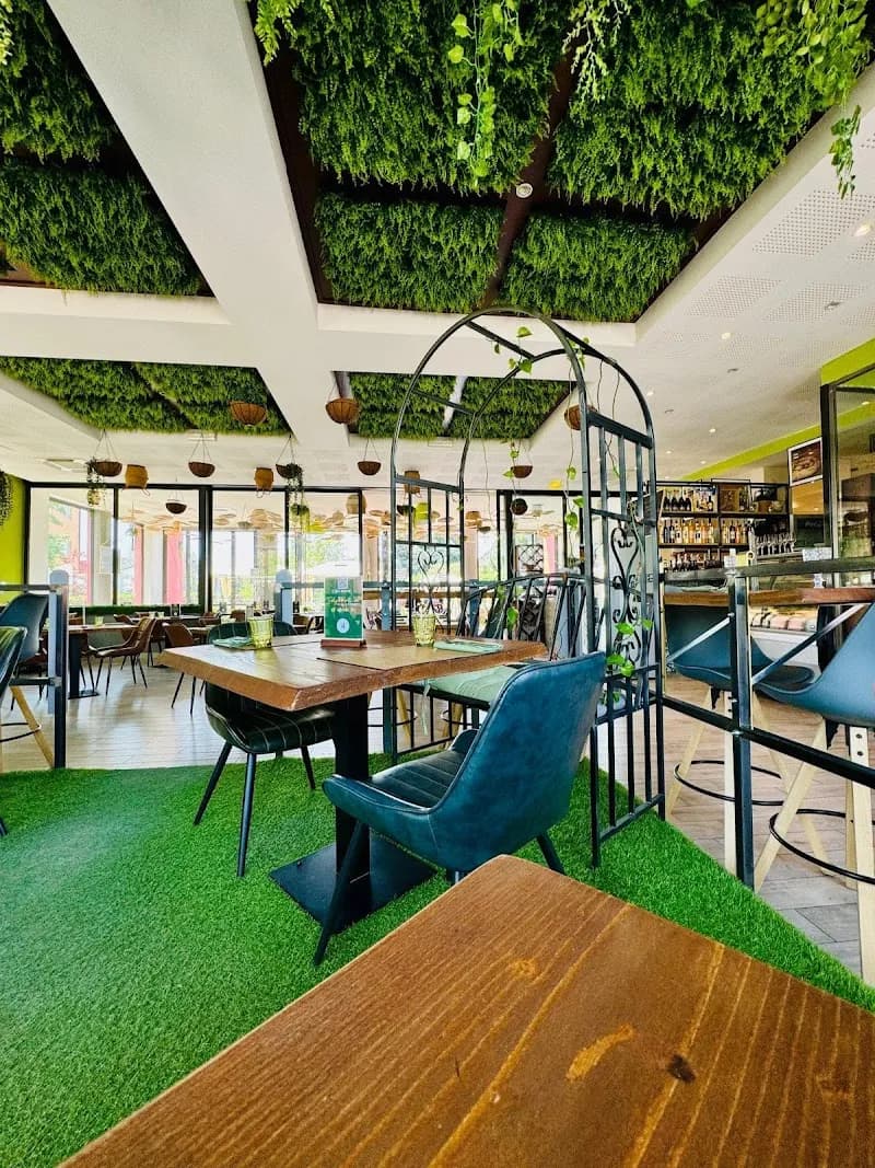 View of Pizzeria Famiglia Pero in Pero, Lombardy