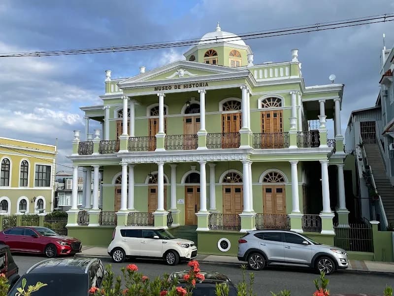 Plaza Ángel Gabriel Mislán Huertas park in San Sebastián, PR