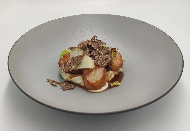 View of Plumed Horse in Saratoga, CA