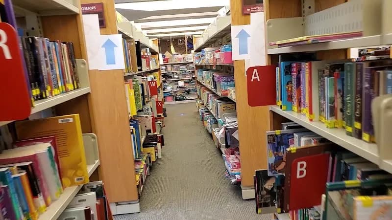View of Pointe-Claire Public Library in Pointe-Claire, QC