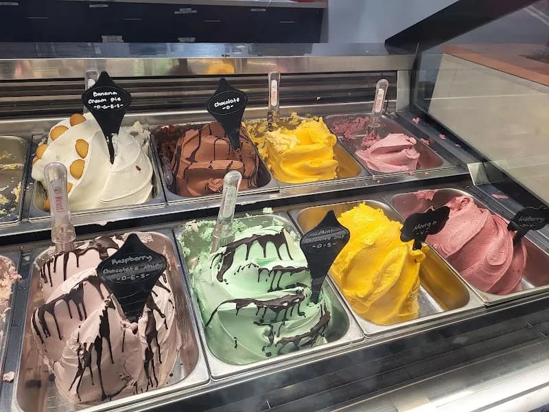 View of Polaris Fashion Place in Lewis Center, OH