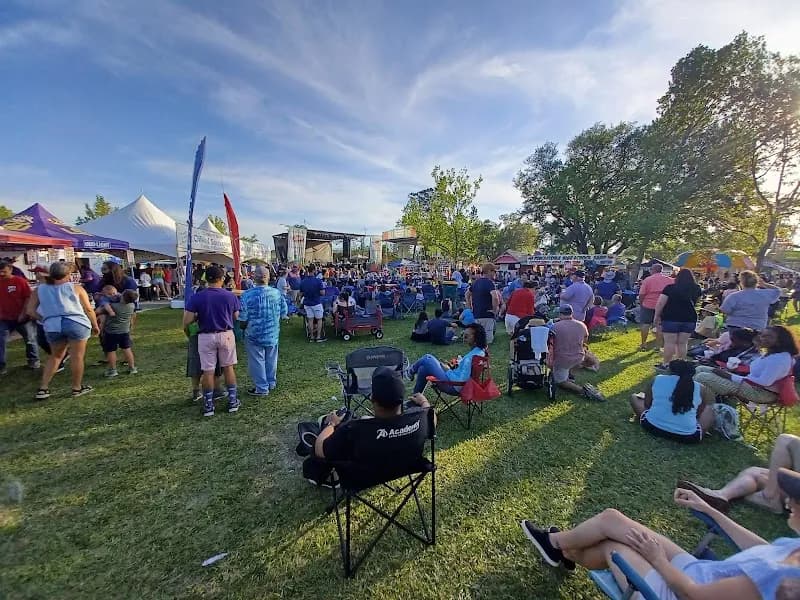 View of Ponchatoula Memorial Park in Baton Rouge, LA