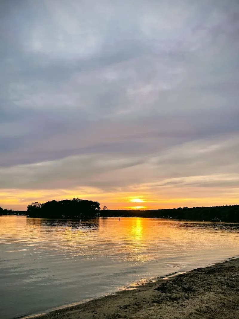 View of Pontiac Lake Recreation Area in Auburn Hills, MI