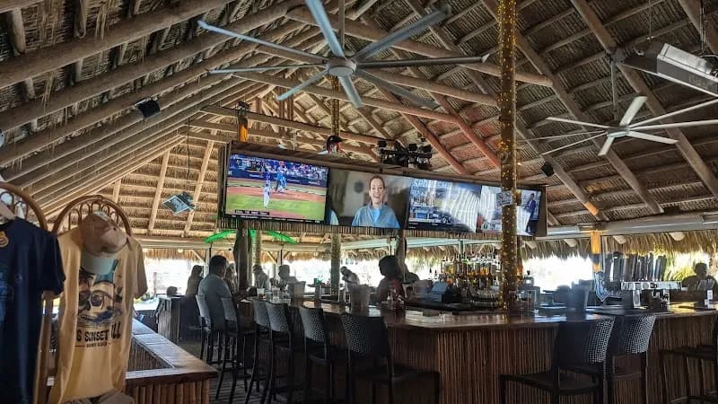 View of Pop's Sunset Grill in Safety Harbor, FL