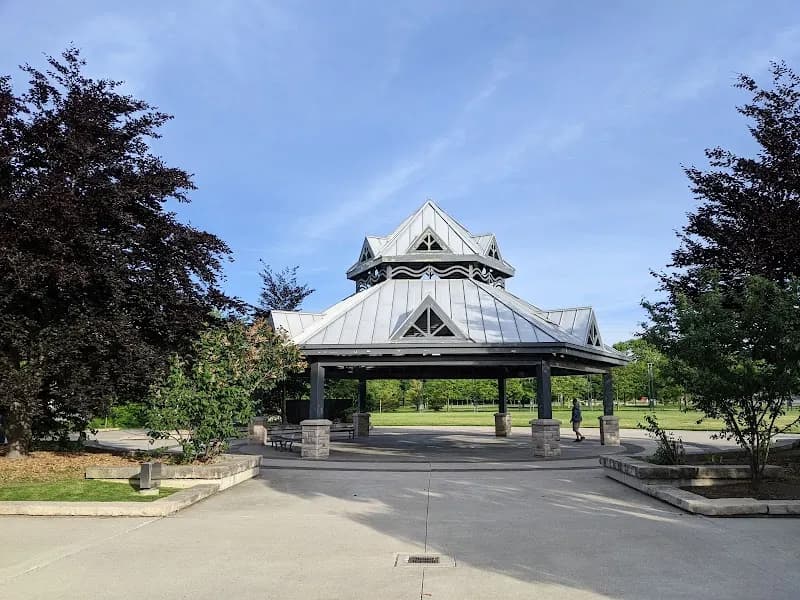 Port Credit Pier and Waterfront Park park in Port Credit, ON