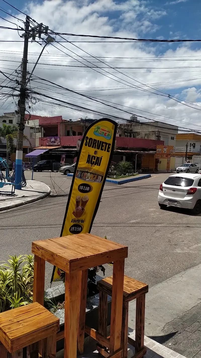 View of Praça da Mirandela in Nilópolis, RJ