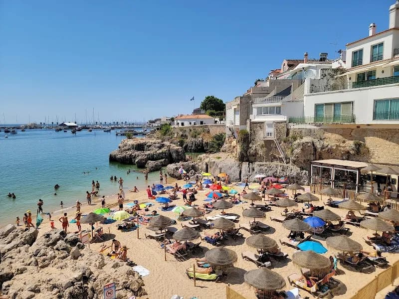 Praia da Rainha beach in Cascais, Cascais