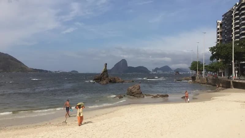 View of Praia de Icaraí in Niterói, RJ