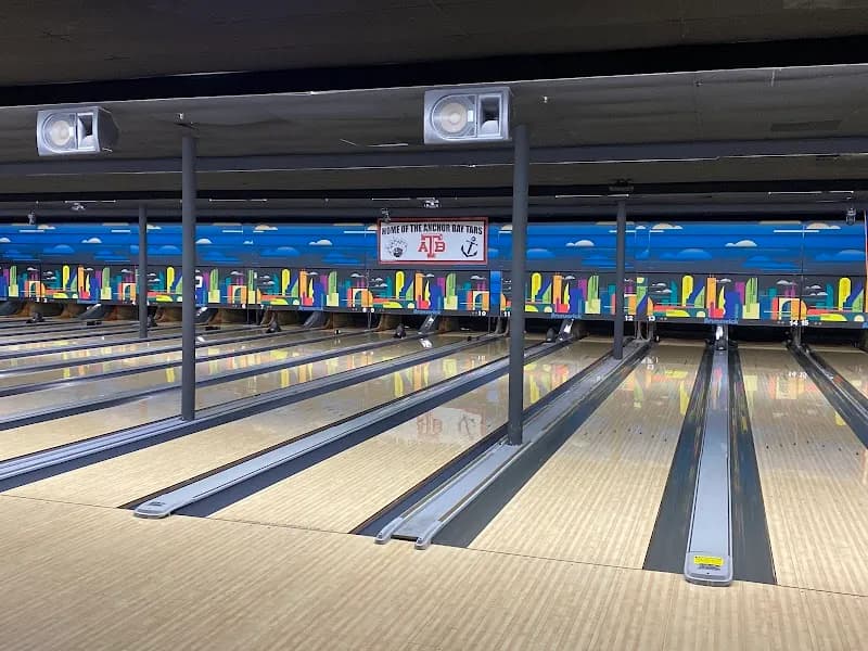 View of Premier Lanes in New Baltimore, MI
