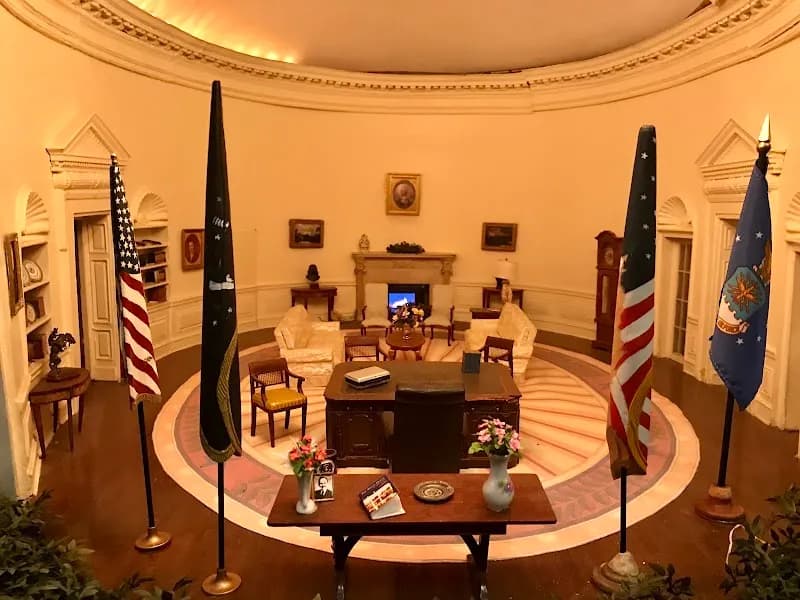 View of Presidents Hall of Fame in Clermont, FL