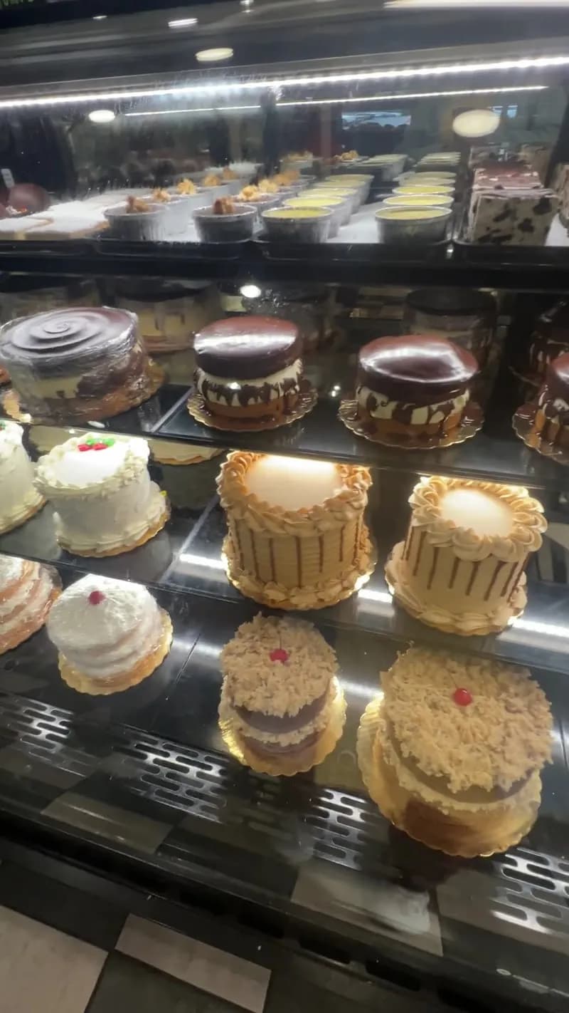 View of Puffy Muffin in Forest Hills, TN