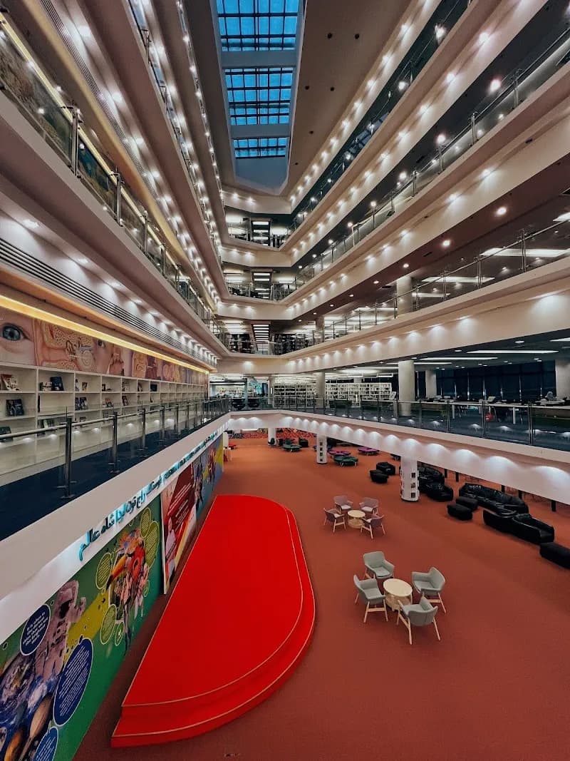 Pustaka Raja Tun Uda library in Shah Alam, SG