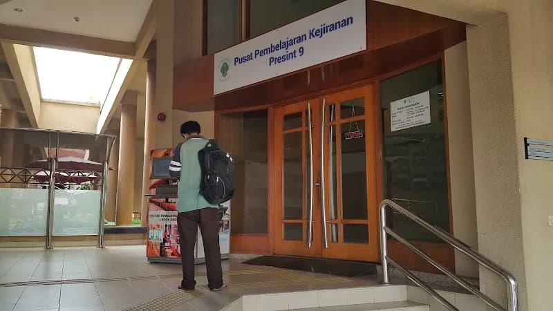 View of Putrajaya Library (Perpustakaan Putrajaya) in Putrajaya, FT