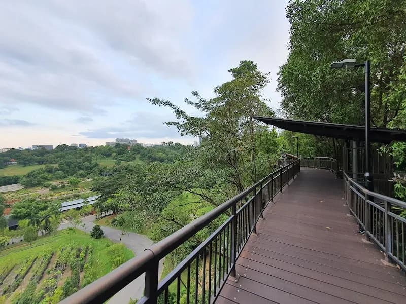 Queenstown Park park in Queenstown, SG