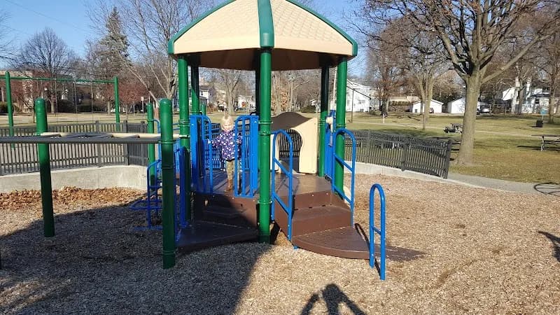 View of Recreation Park in Arlington Heights, IL