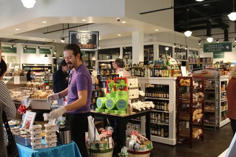 View of Reid's Fine Foods in Matthews, NC