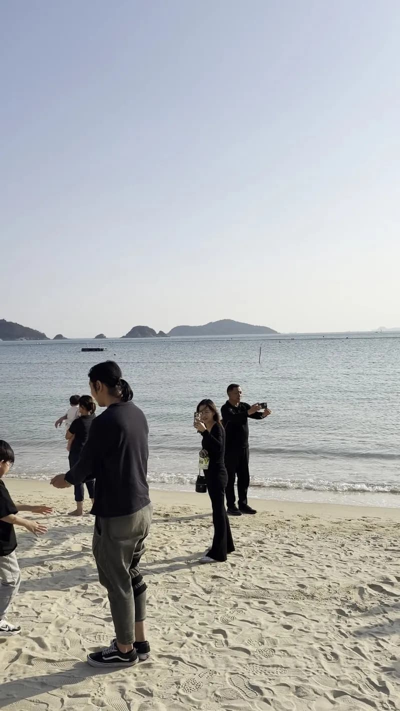 View of Repulse Bay Beach in Repulse Bay, HK